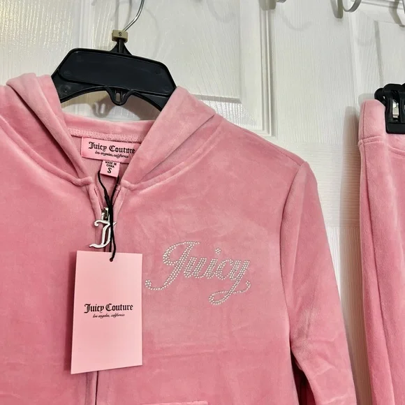 Juicy Couture Rose Bling Velour Tracksuit Hoodie & Pants Rhinestone NWT Size S - Picture 3 of 9